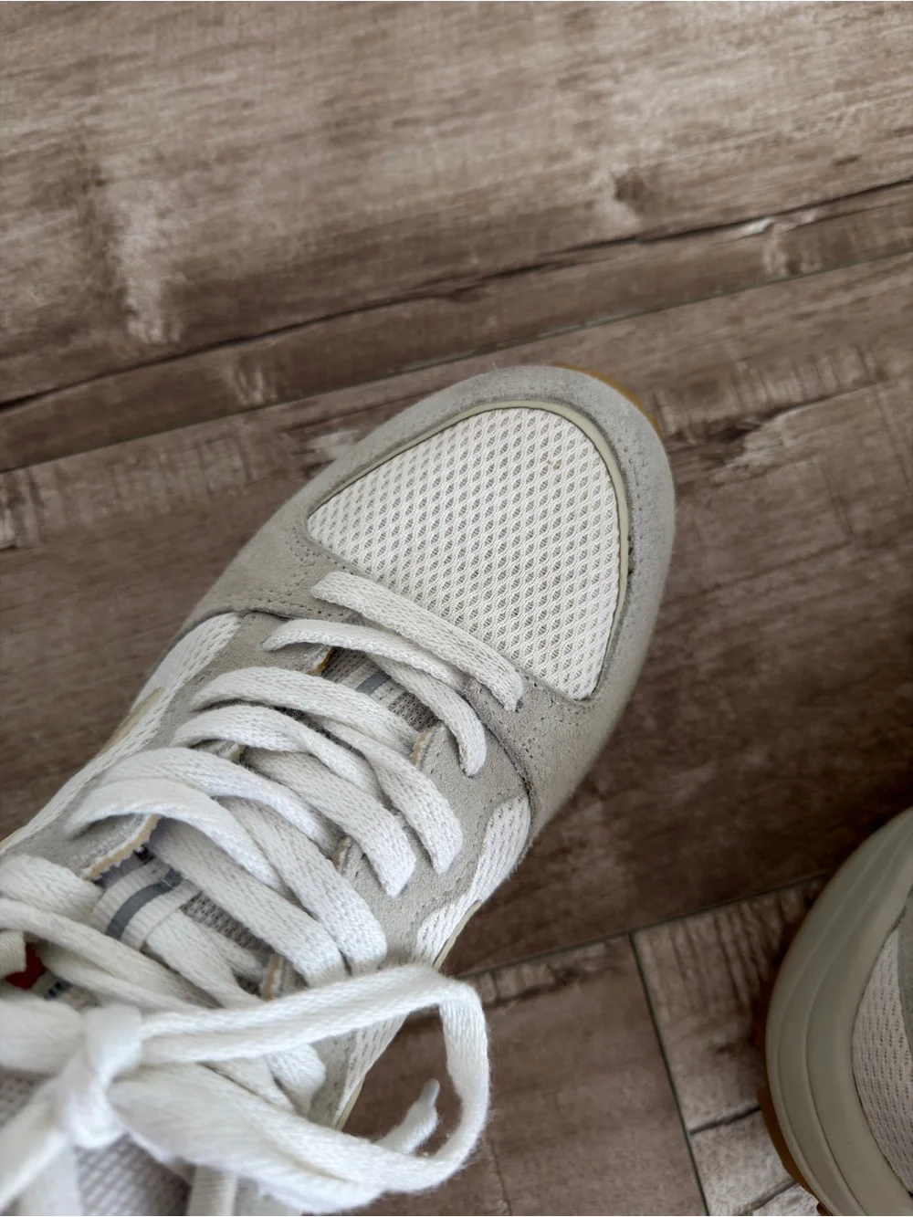 Veja Venturi Alveomesh White Pierre Natural size 8